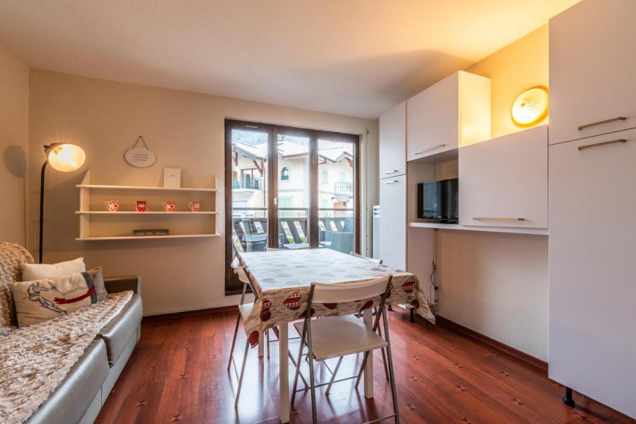 Vue Brevent Sublime En Centre Ville Avec Parking Prive Chamonix Ngoại thất bức ảnh